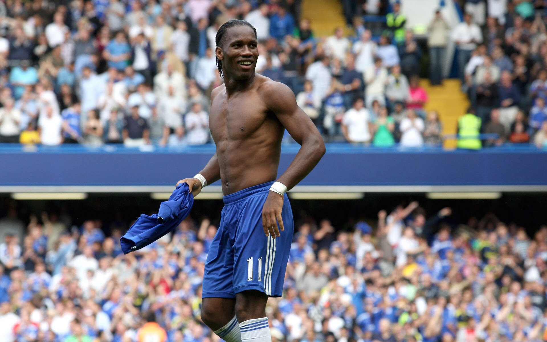 开云体育下载-皇马新援迅速融入展现大将风范，皇马新引进的球员